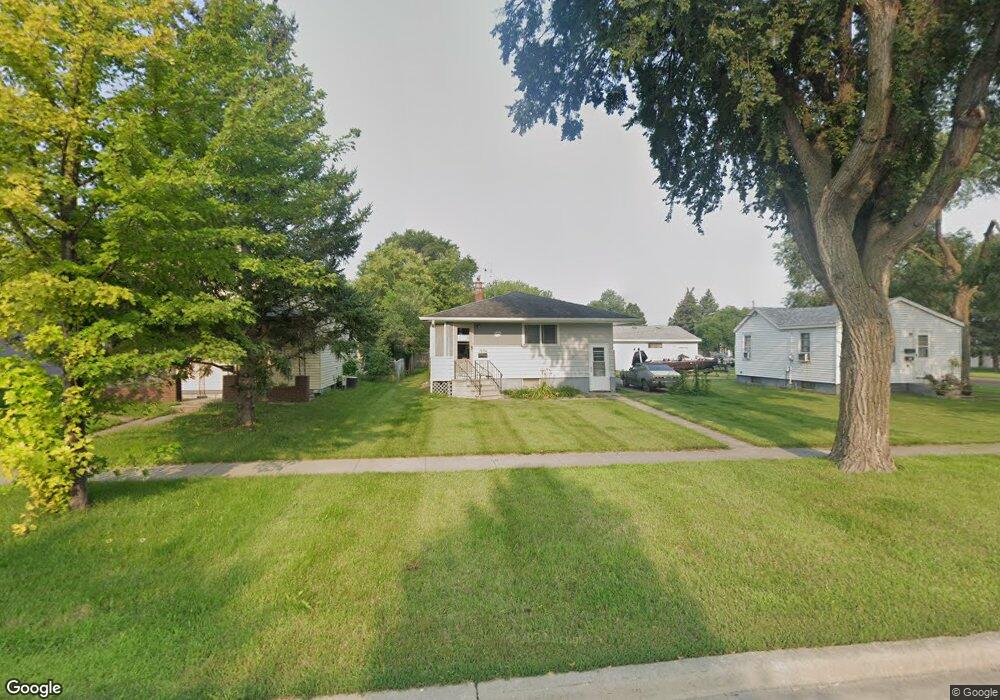1638 10th St N, Fargo, ND 58102 - photo 1