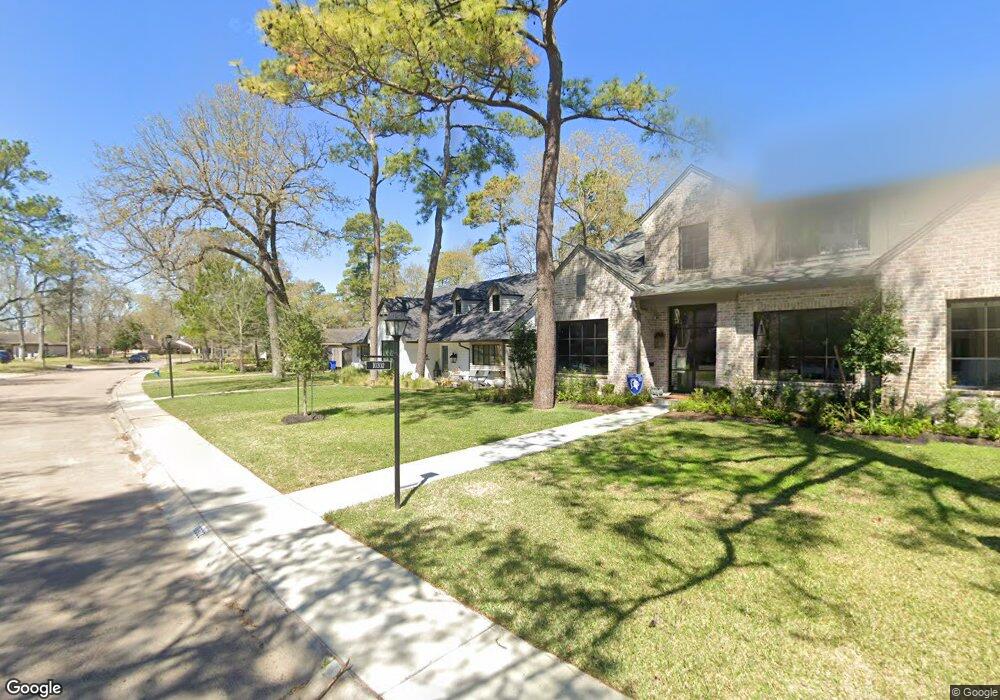 10306 Shady River Dr, Houston, TX 77042 - photo 1