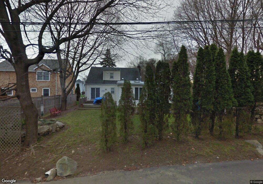 8 Ernel Dr, Riverside, CT 06878 - photo 1