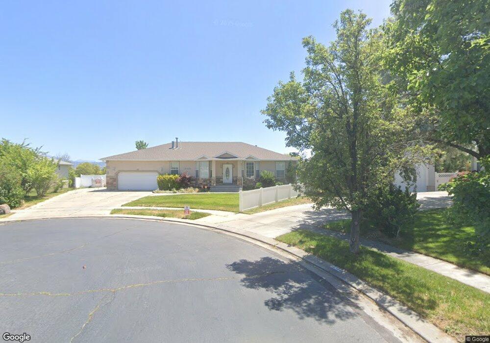 10395 S Whispering Sands Cir, South Jordan, UT 84095 - photo 1