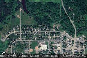 492 Kreutzer St, Athens, WI 54411