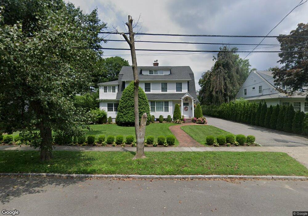 101 Reid Ave, Port Washington, NY 11050 - photo 1