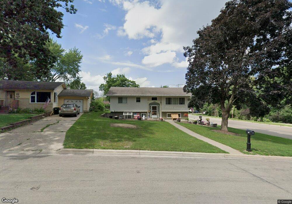 1202 Southview Ln, Albert Lea, MN 56007 - photo 1