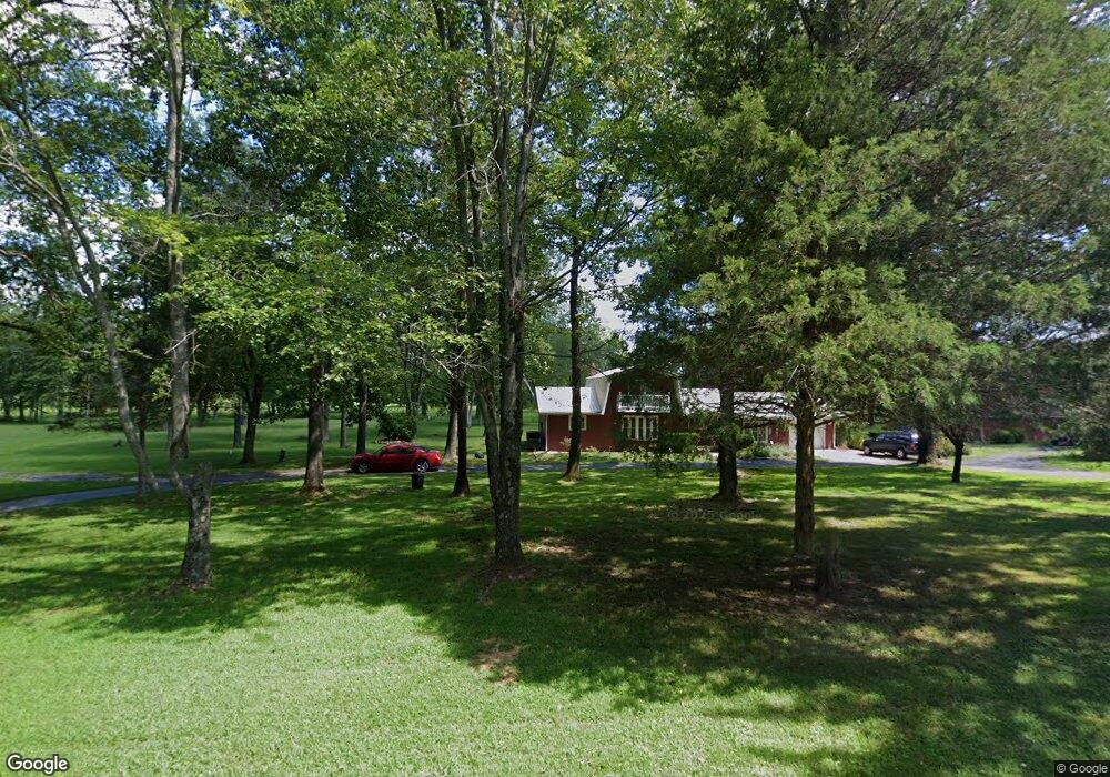 1222 Borders Ln, Harrisburg, IL 62946 - photo 1