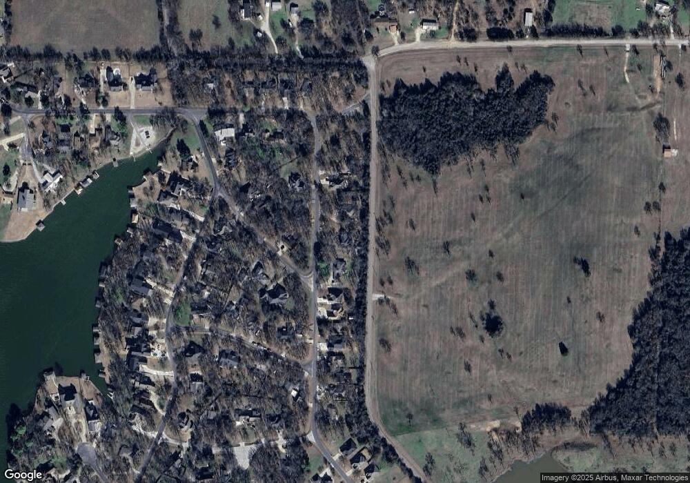 303 Comanche Dr, Gainesville, TX 76240 - photo 1