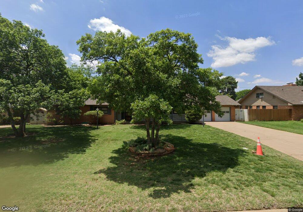 1103 Dallas St, Plainview, TX 79072 - photo 1