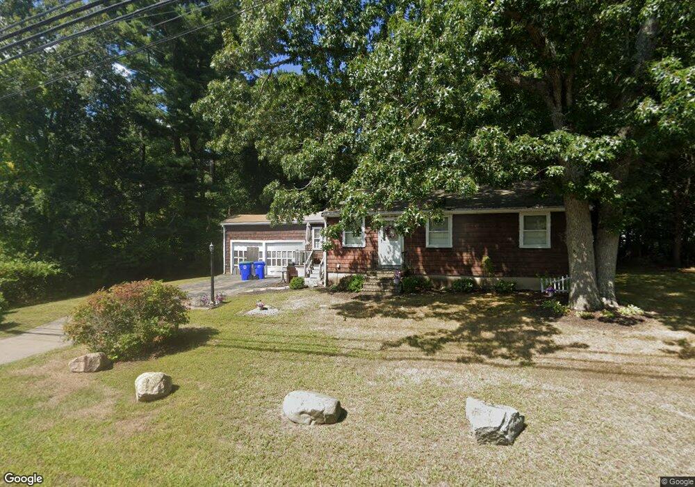 330 Forest St, Rockland, MA 02370 - photo 1