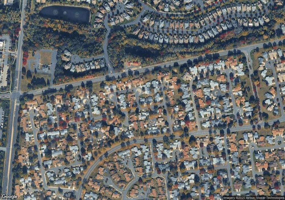 135 Chatham Dr unit 135C, Monroe Township, NJ 08831 - photo 1