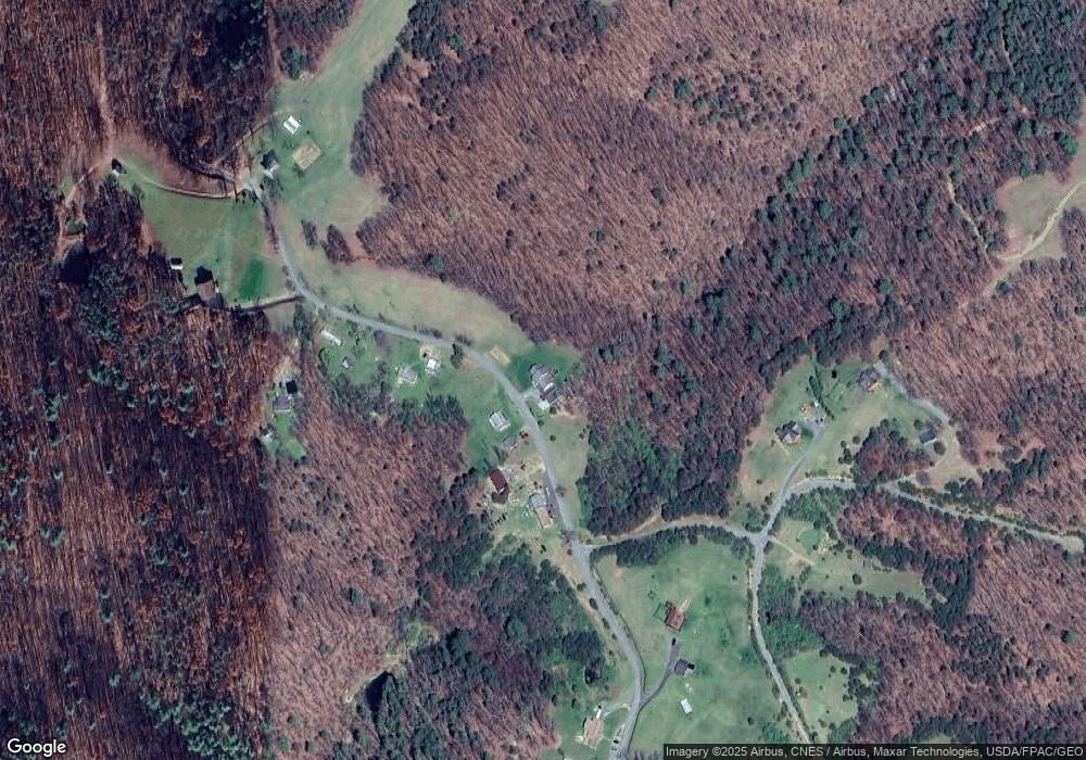 4376 Little Cacapon Levels Rd, Points, WV 25437 - photo 1