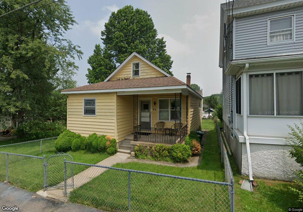 812 Perry Ct, Hazleton, PA 18201 - photo 1