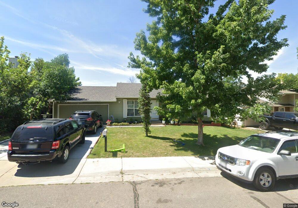 1271 S Olathe Way, Aurora, CO 80017 - photo 1