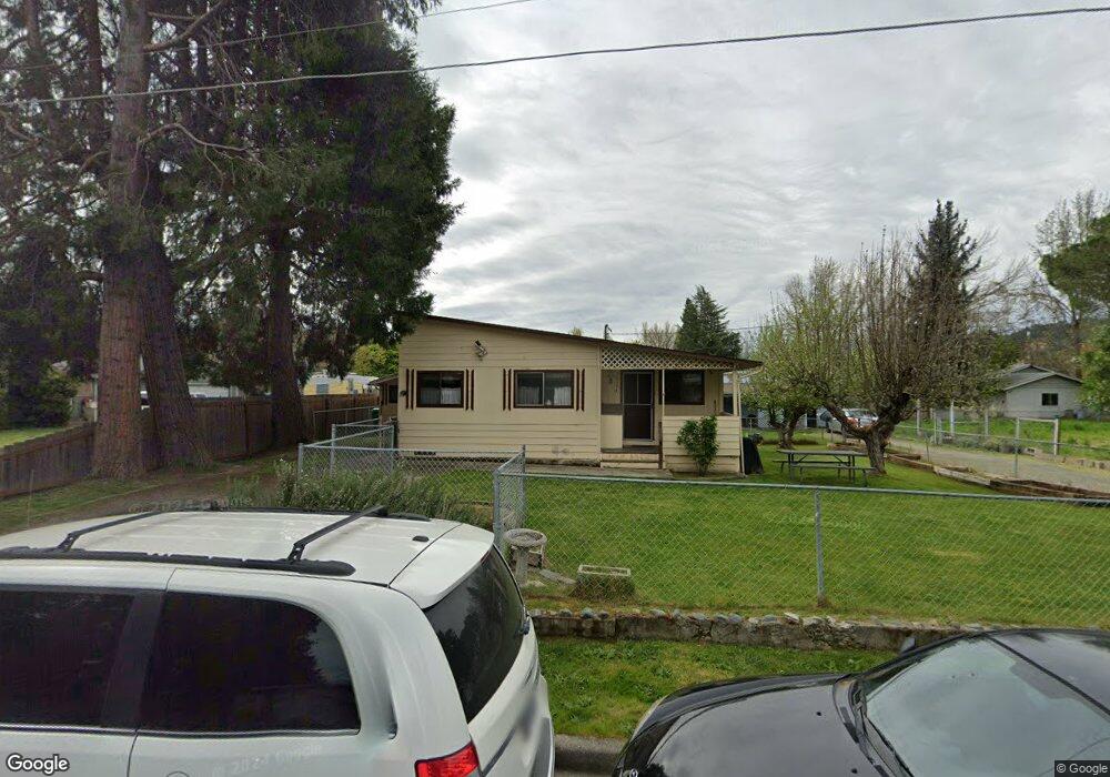 2017 McCarter Ln, Grants Pass, OR 97527 - photo 1