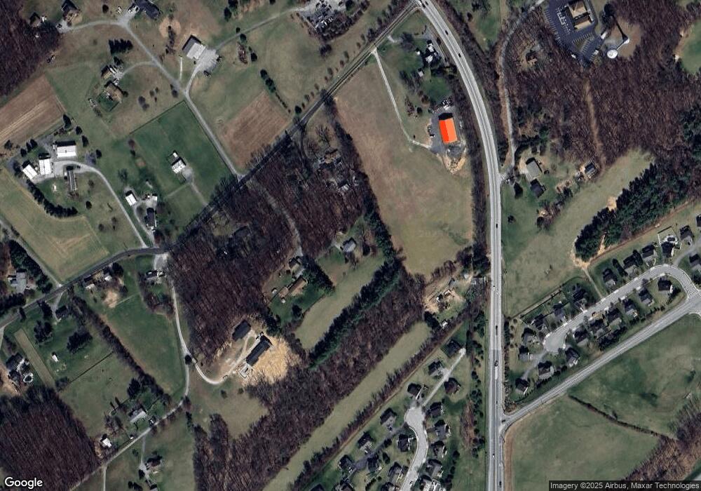 2815 Ebbvale Rd, Manchester, MD 21102 - photo 1