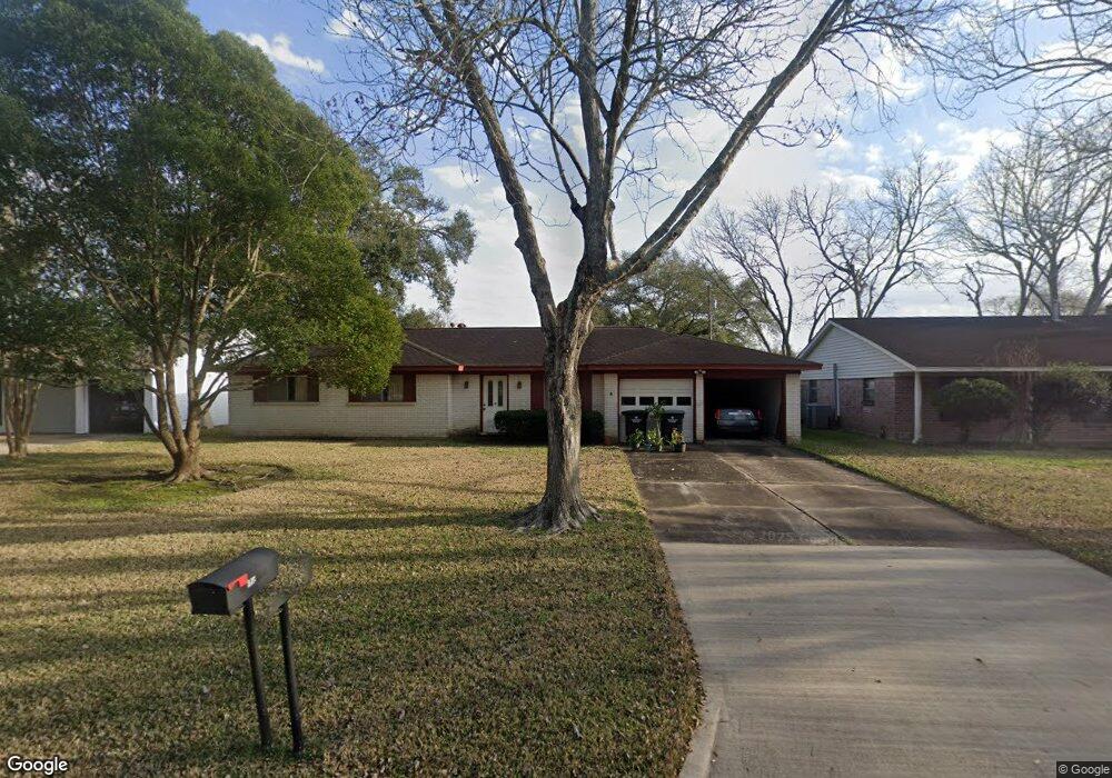 328 Hurstgreen Ln, Alvin, TX 77511 - photo 1