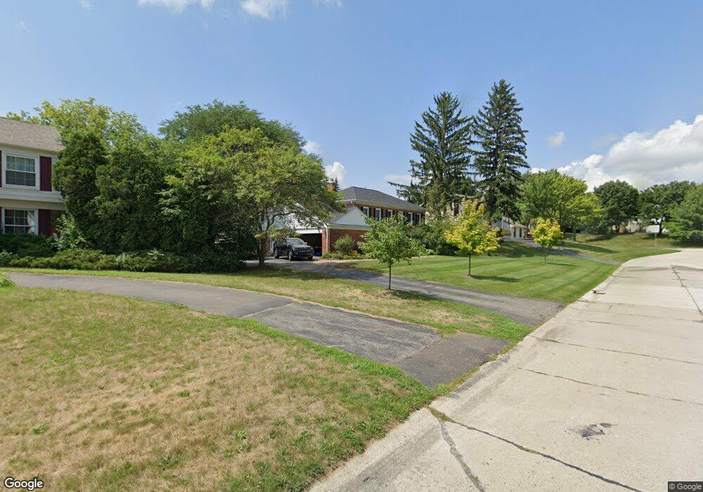 4250 Covered Bridge Rd, Bloomfield Hills, MI 48302 - photo 1