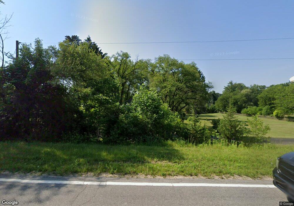 8416 Warren Woods Rd, Three Oaks, MI 49128 - photo 1