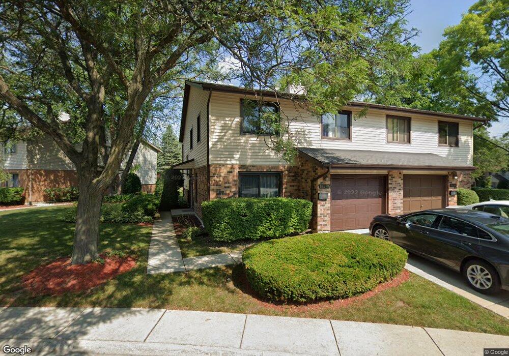 18570 Meadow Ln, Hazel Crest, IL 60429 - photo 1