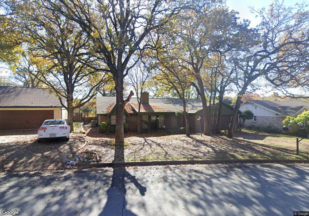 1109 Henson Dr, Hurst, TX 76053 - photo 1