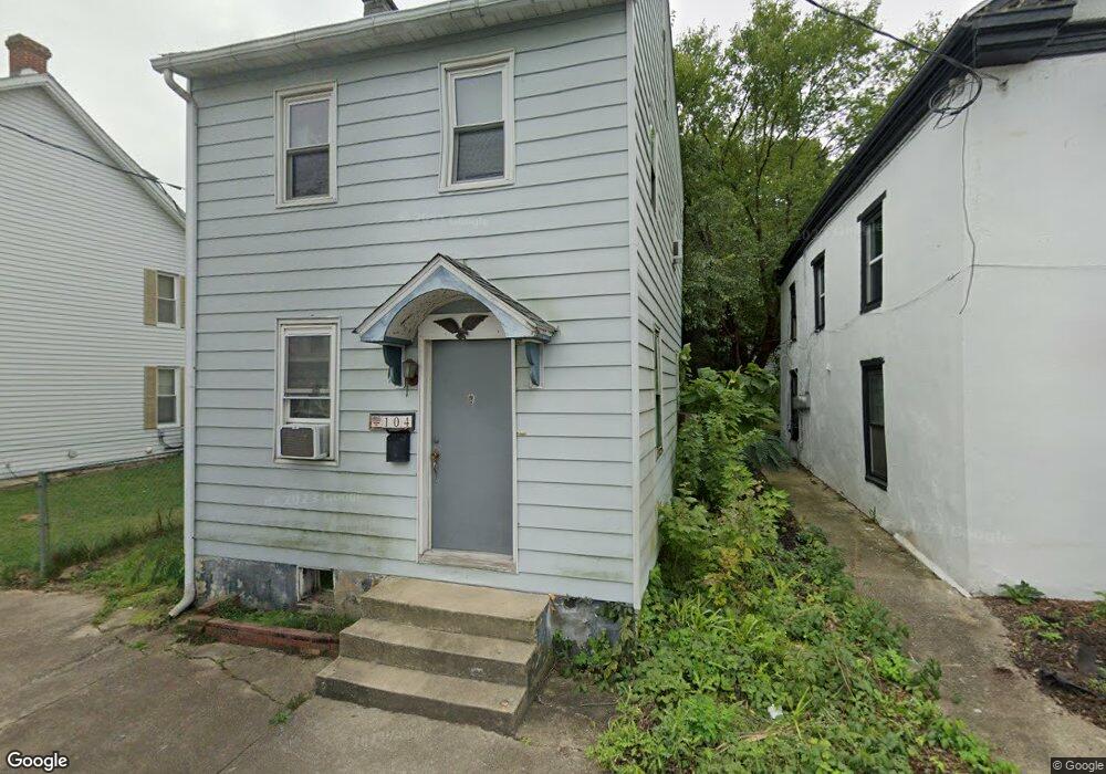 104 E Locust St, Mechanicsburg, PA 17055 - photo 1