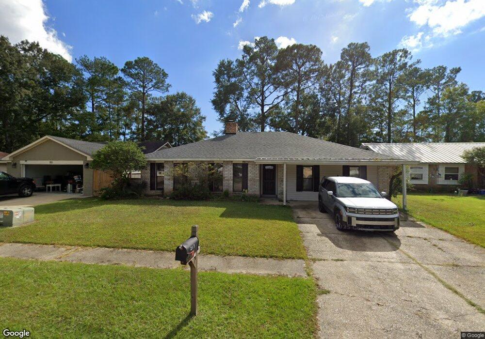 217 S Queens Dr, Slidell, LA 70458 - photo 1