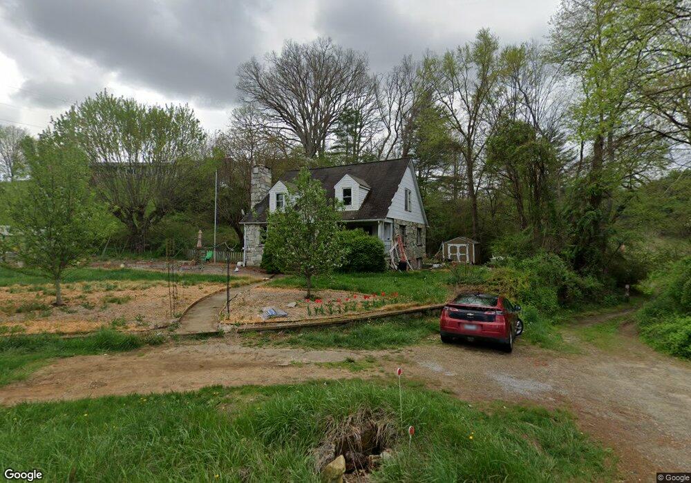 537 Cane River School Rd, Burnsville, NC 28714 - photo 1