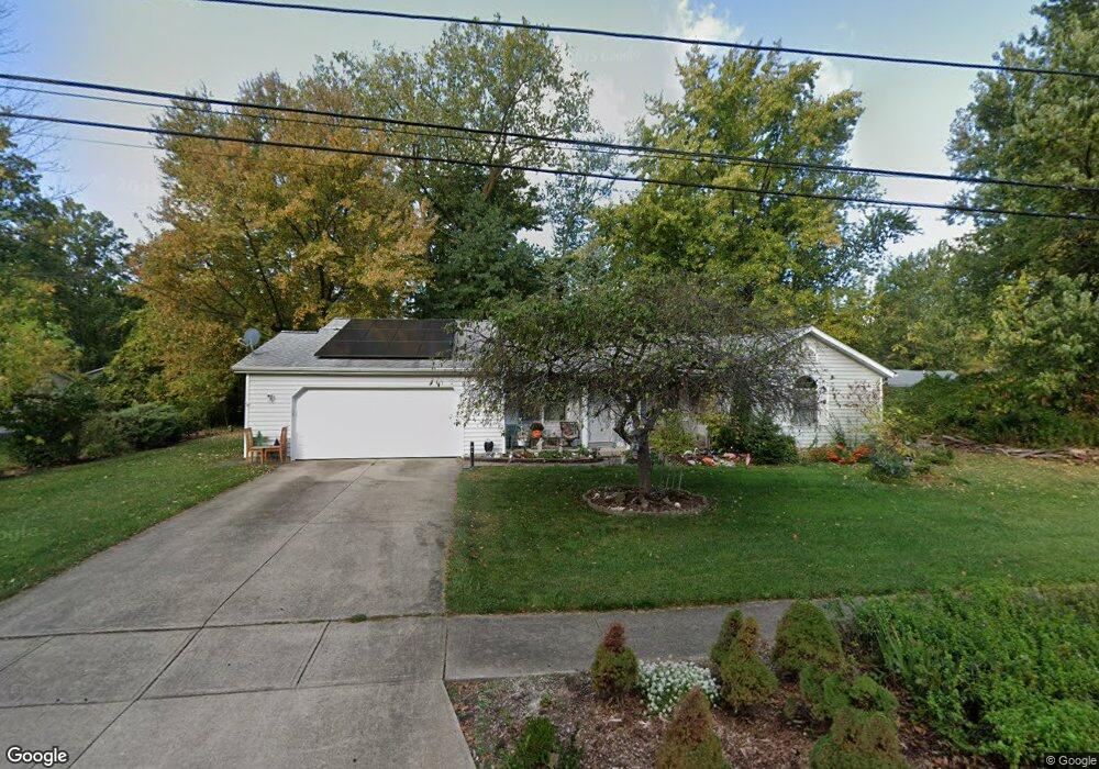 368 Maple Ave, Sheffield Lake, OH 44054 - photo 1