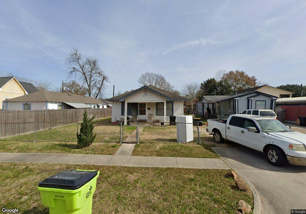 1315 4th St, Rosenberg, TX 77471 - photo 1