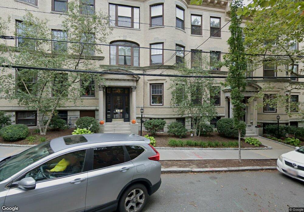 134 Fuller St unit 134, Brookline, MA 02446 - photo 1
