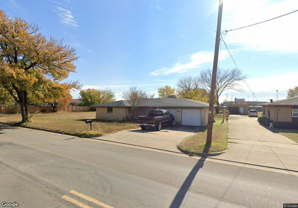 9212 Martin Dr, North Richland Hills, TX 76182 - photo 1