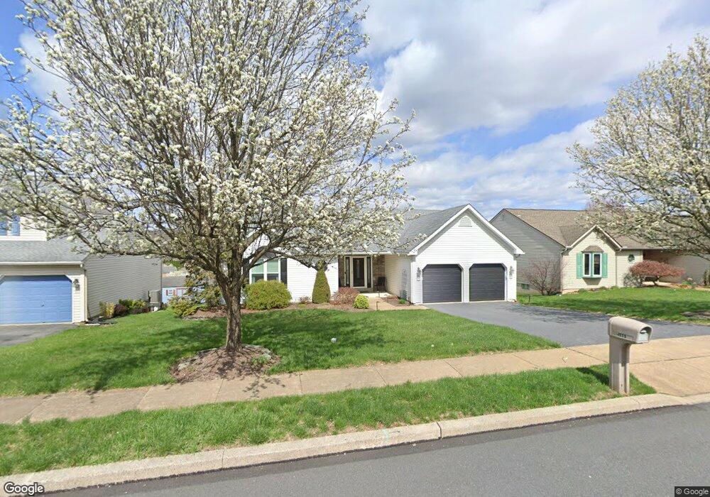 4559 Hillside Rd, Reading, PA 19606 - photo 1