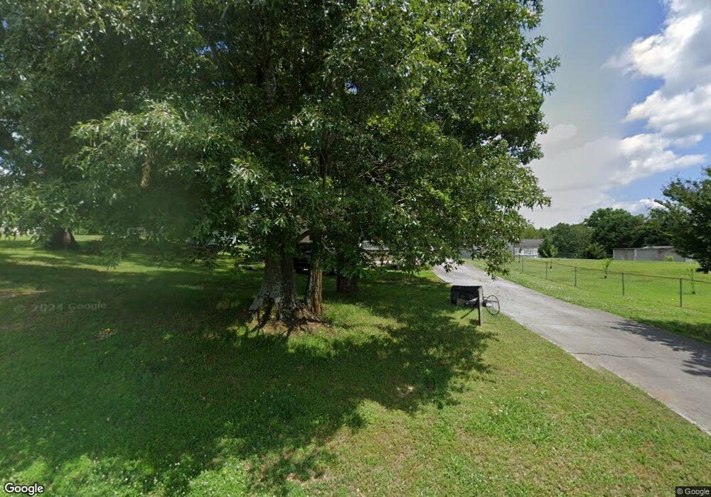 312 Gravely Rd SE, Calhoun, GA 30701 - photo 1