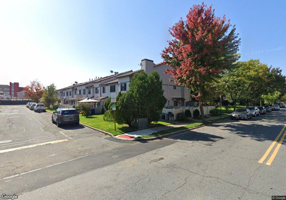 95A Selvin Loop unit 116, Staten Island, NY 10303 - photo 1