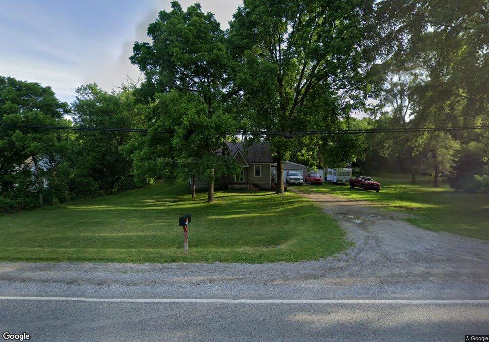 8175 E Coldwater Rd, Davison, MI 48423 - photo 1