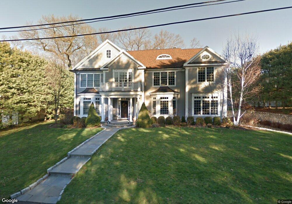 19 Dorchester Ln, Riverside, CT 06878 - photo 1