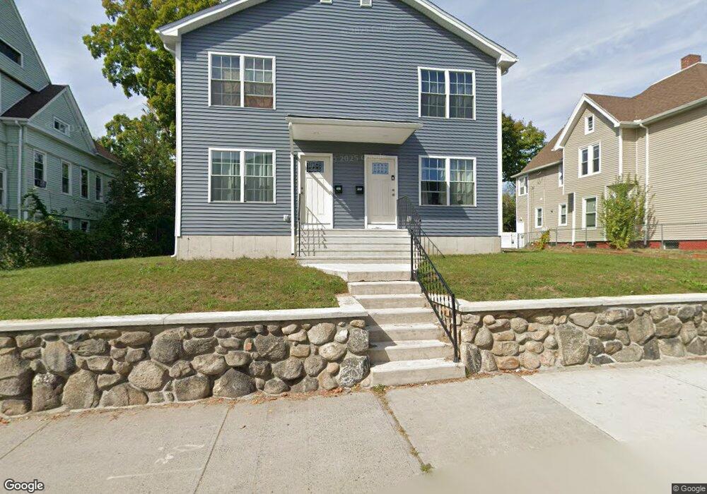 525-527 Pleasant St unit 525, Holyoke, MA 01040 - photo 1