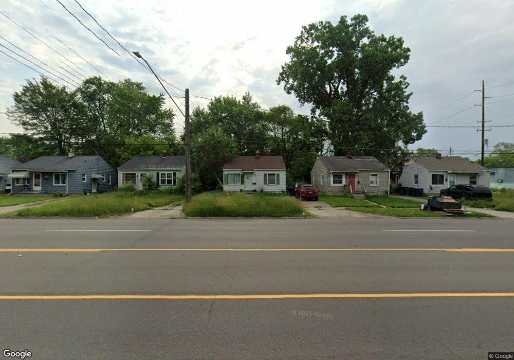 987 S Ballenger Hwy, Flint, MI 48532 - photo 1