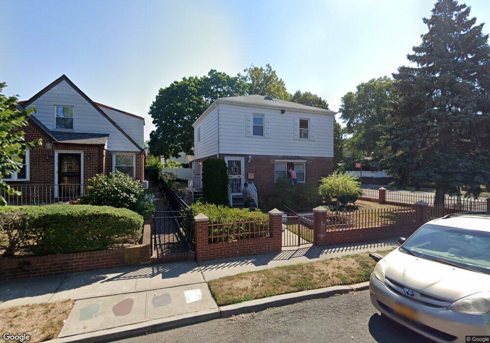 5651 189th St, Fresh Meadows, NY 11365 - photo 1