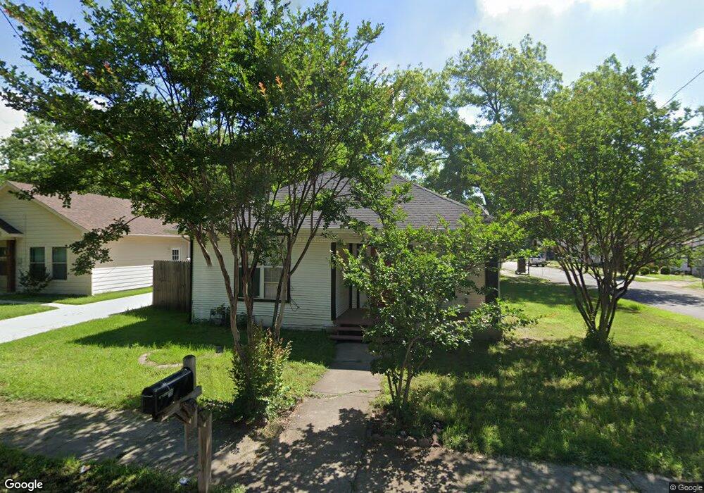 110 Harmon St, Cleburne, TX 76033 - photo 1