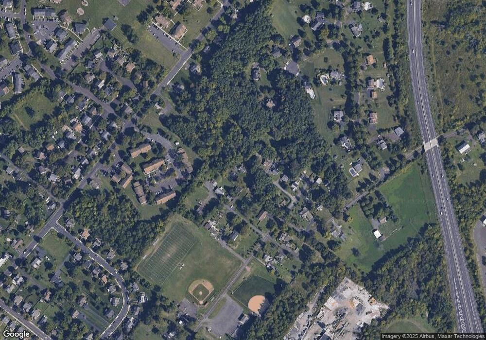 614 Hickory Ave, Telford, PA 18969 - photo 1