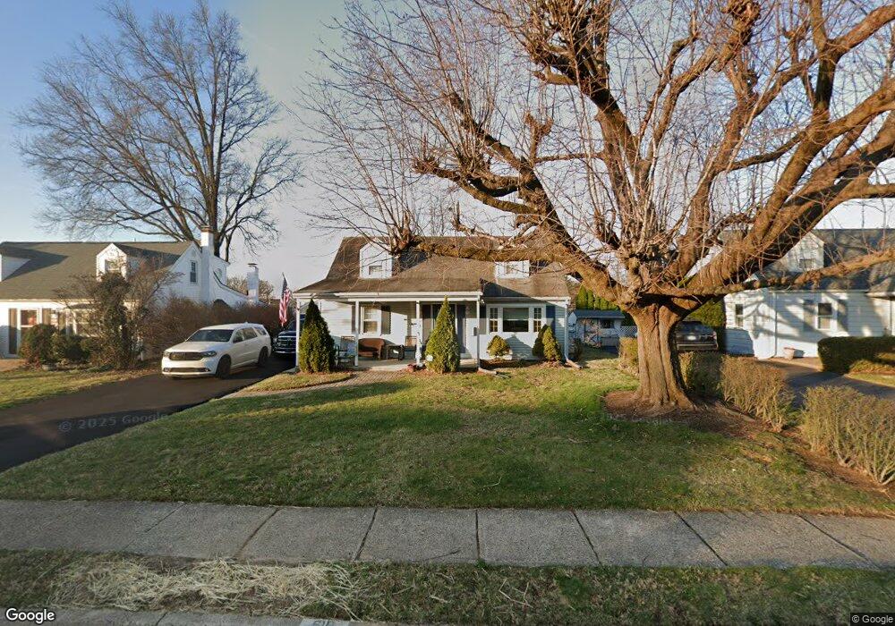 518 Corinthian Ave, Hatboro, PA 19040 - photo 1