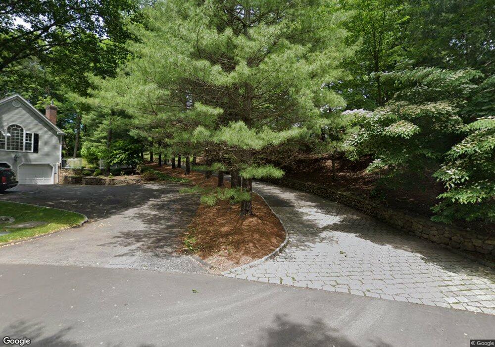 32 Twin Pond Ln, New Canaan, CT 06840 - photo 1