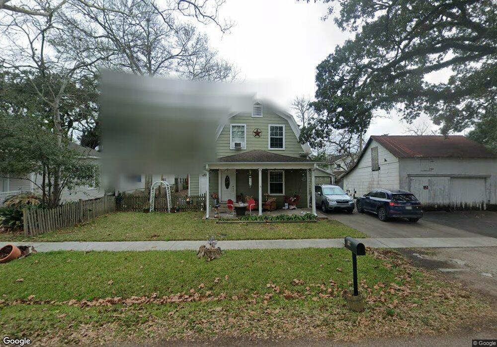 407 S Lee St, Alvin, TX 77511 - photo 1