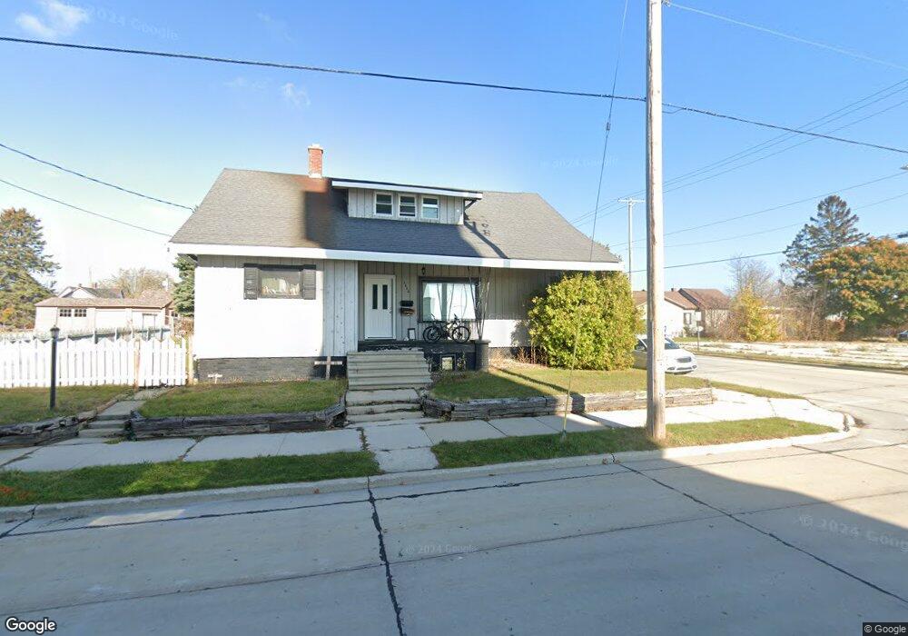 1400 19th St, Two Rivers, WI 54241 - photo 1