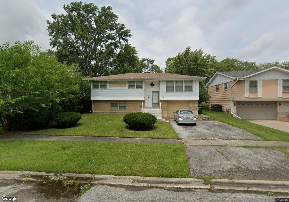 3516 Chestnut Dr, Hazel Crest, IL 60429 - photo 1