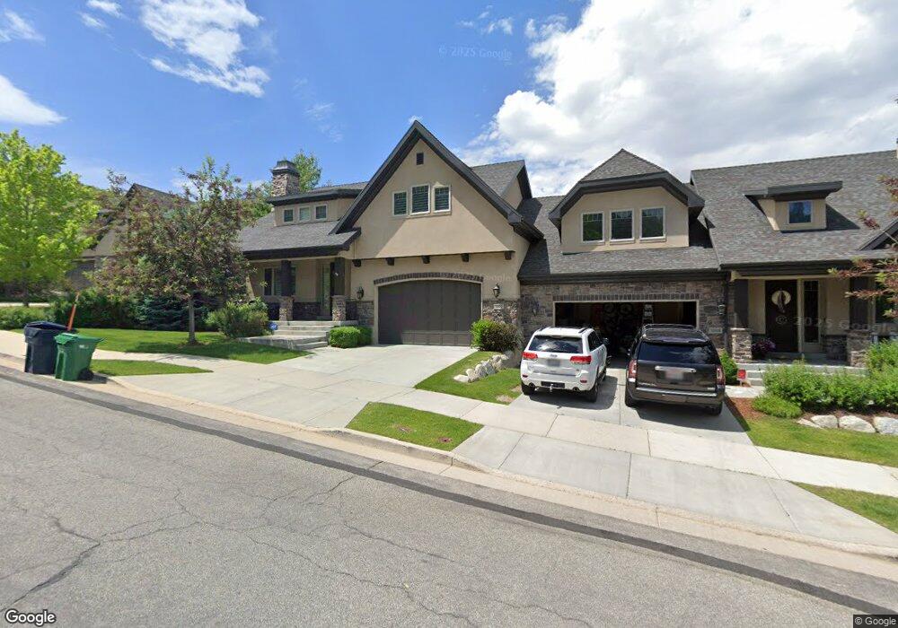 10822 S Hiddenwood Dr, Sandy, UT 84092 - photo 1