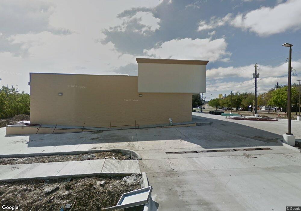 5608 Lockwood Dr, Houston, TX 77026 - photo 1