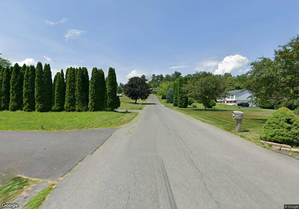 15 Cherry Hill Ln unit 16, Brodheadsville, PA 18322 - photo 1