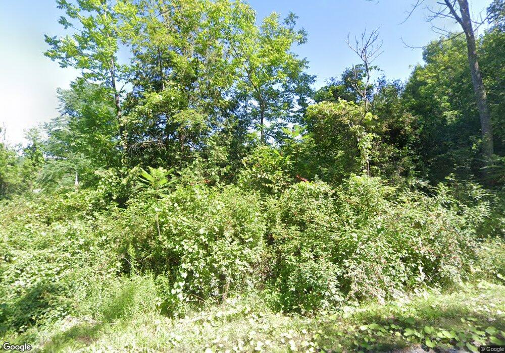 658 St John Rd, Castleton, VT 05735 - photo 1