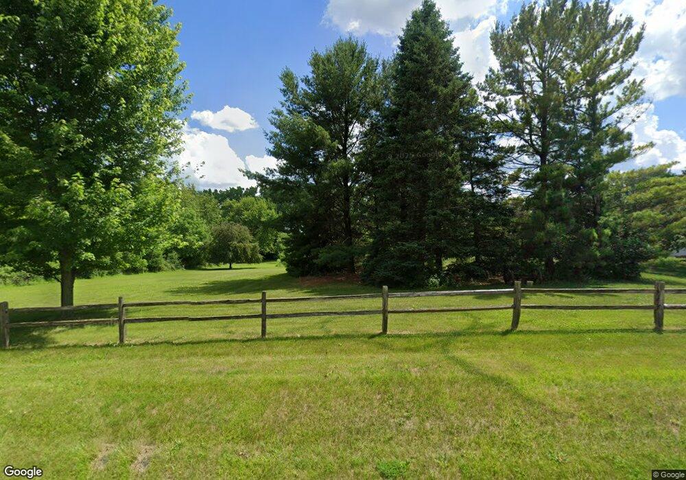 N55W25917 Richmond Rd, Sussex, WI 53089 - photo 1
