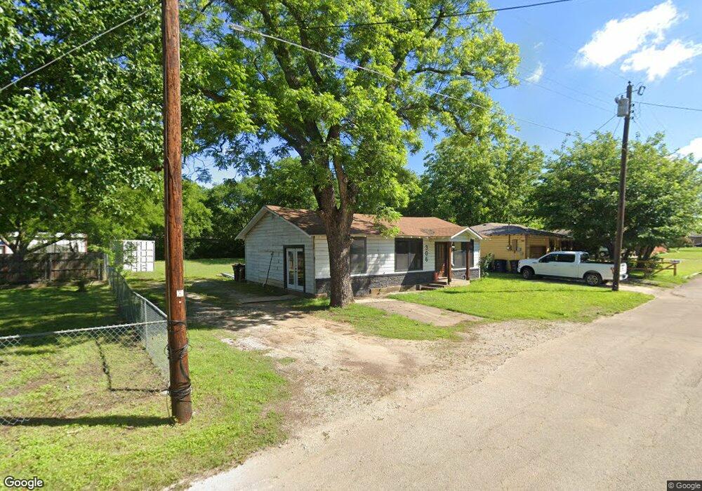306 Lovelady St, Cleburne, TX 76033 - photo 1